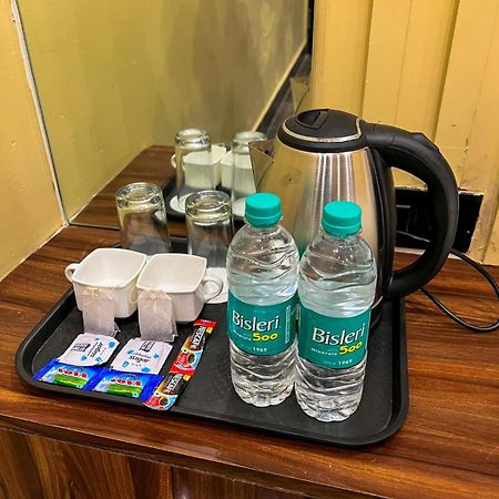 Gsm Hotel Вриндавана Экстерьер фото